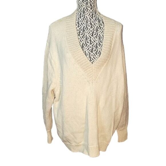 Zara Knit‎ Womens Oversized Off-White Long Sleeve V-Neck Sweater L - Picture 1 of 6